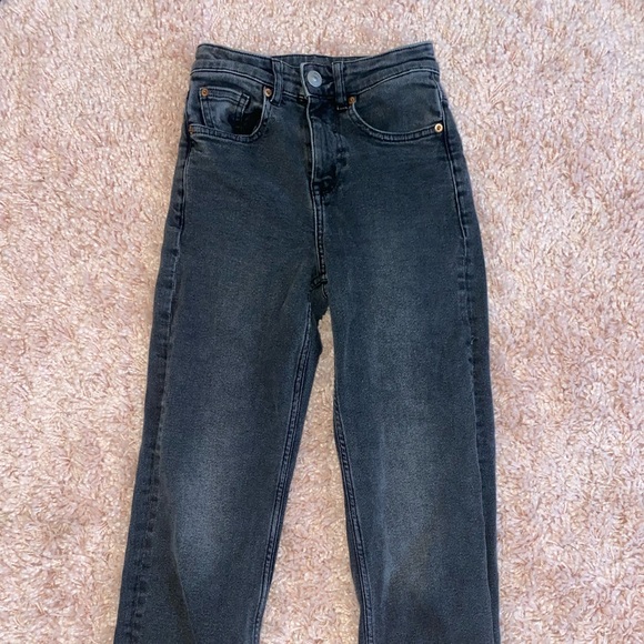 H&M Black Jeans - Picture 1 of 4